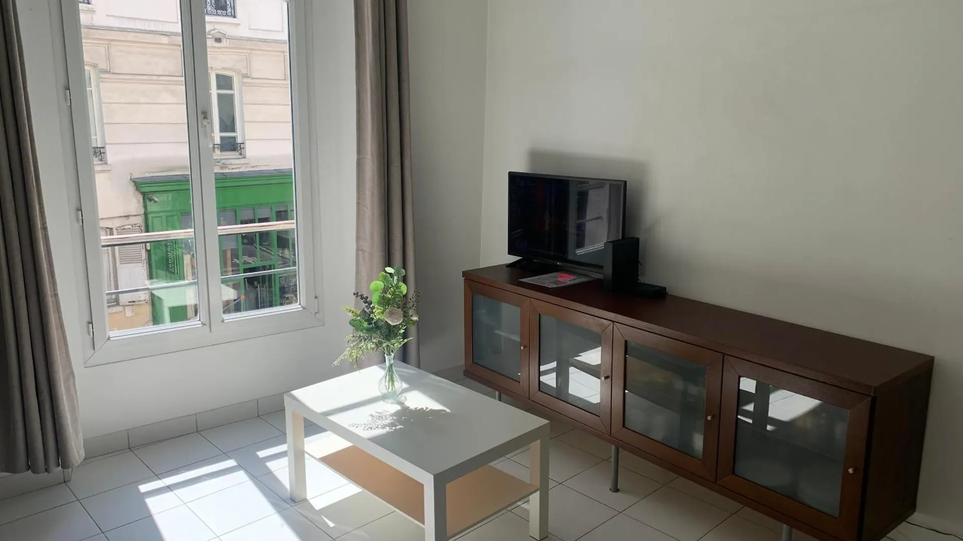 Apartment Charming Center - Maubert Mutualite Paris